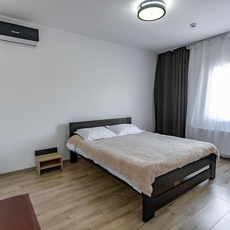 Autolux Hotel Cahul Esterno foto